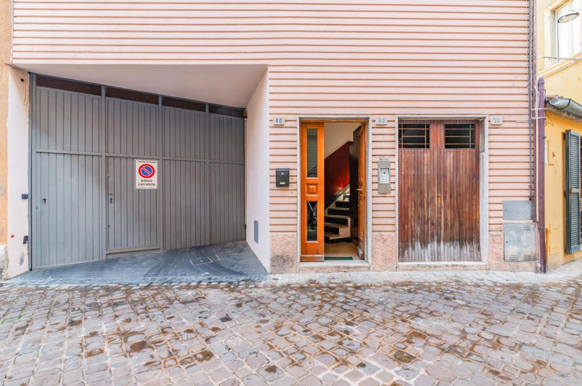 Rossini Apartment In Center Of Pesaro! Екстериор снимка